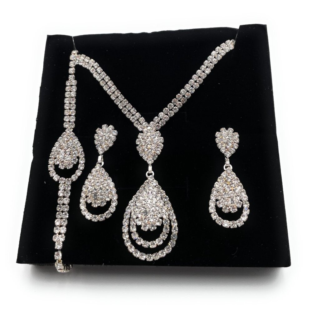 Bridal Teardrop Crystal Jewelry Set | Necklace, Earrings & Bracelet